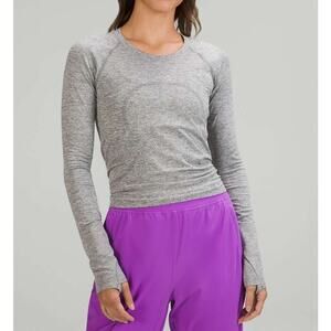 Lululemon Swiftly Tech Long Sleeve Shirt 2.0 Race Length Slate Gray White 8